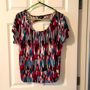 Super cute business casual top. AGB Size Small.
